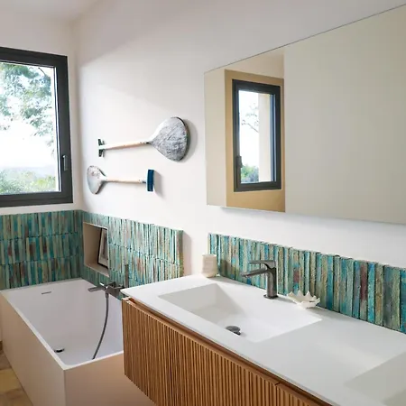 Marina Di Porto-vecchio *