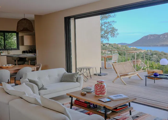 Marina Di Porto-vecchio 别墅